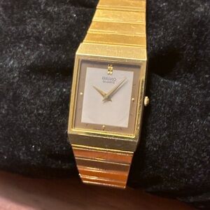Seiko Gold Rectangular Quartz Watch
